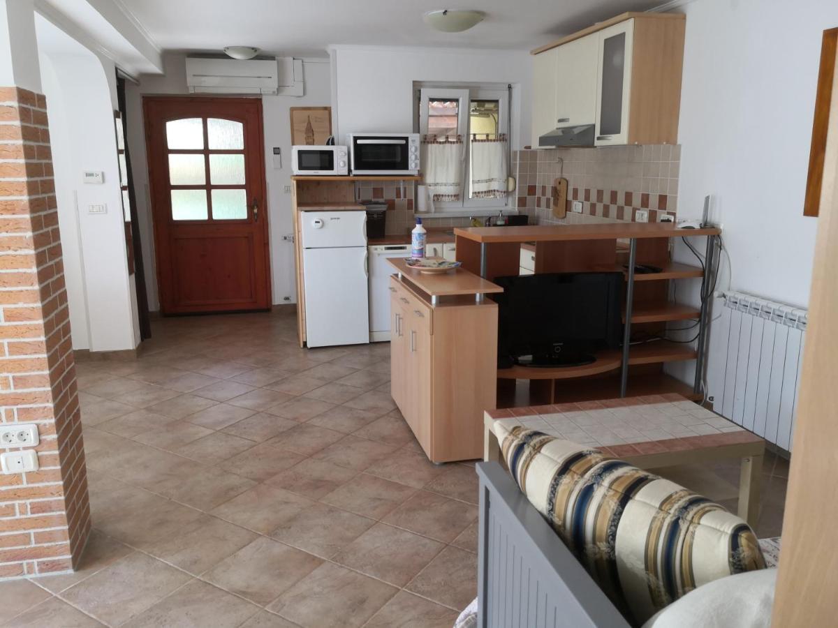 Solmar, Apartment With Big Terrace Near Nature Portoroz Exterior foto